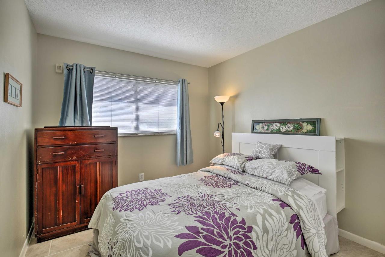 St Pete Condo With Heated Pool - Less Than 1 Mi To Beach! 세인트피트비치 외부 사진
