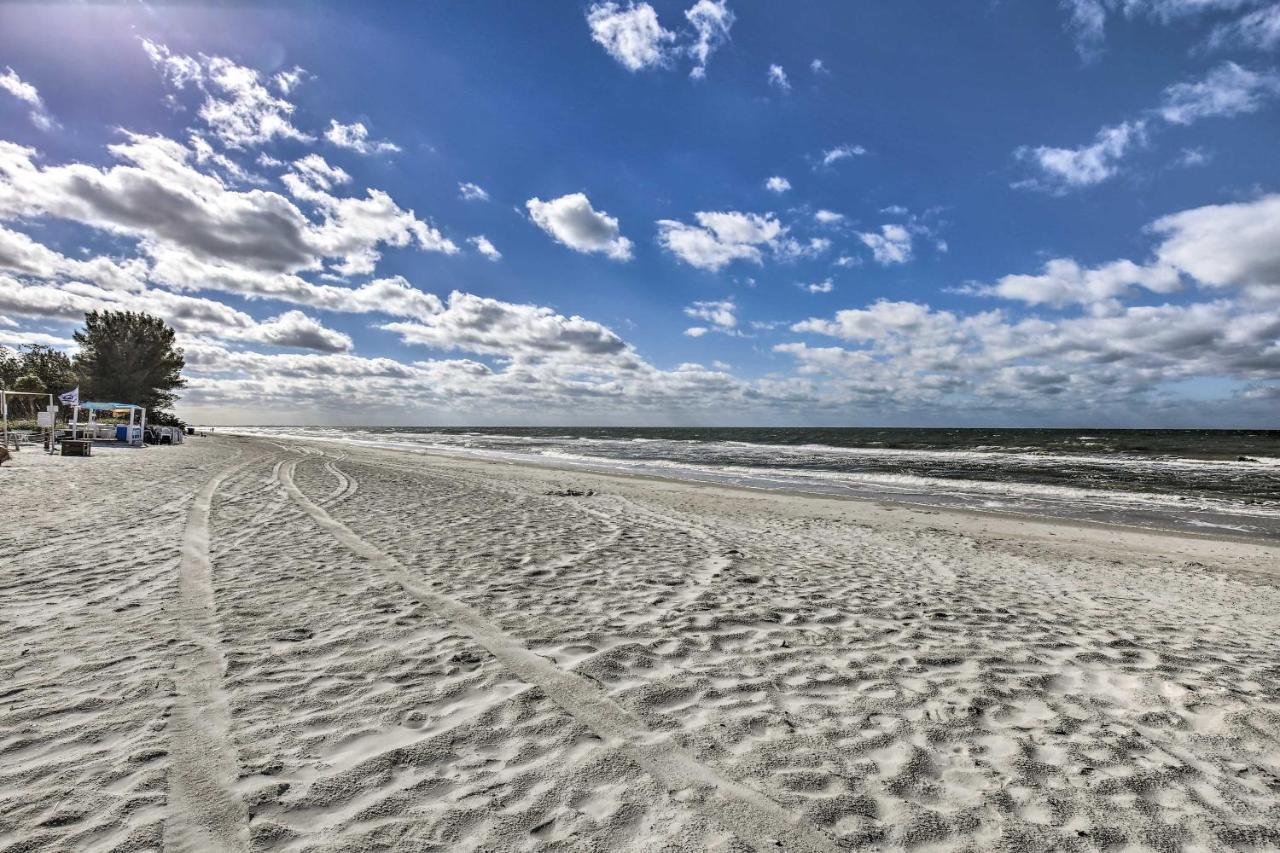 St Pete Condo With Heated Pool - Less Than 1 Mi To Beach! 세인트피트비치 외부 사진